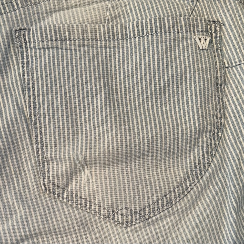 Wit & Wisdom Light Blue Stripped Distressed Ankle Skimmers Ab Solutions Pants - Picture 7 of 16